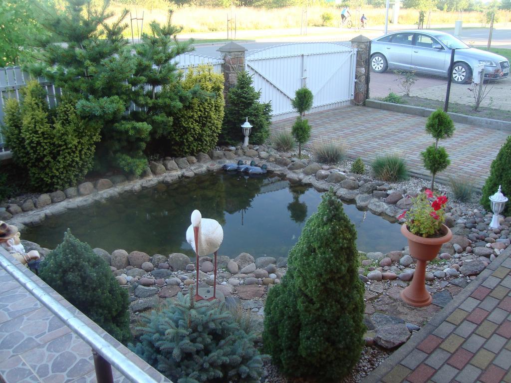 Zelta Pirts Guest House Ventspils Exterior foto