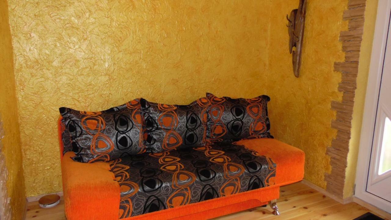 Zelta Pirts Guest House Ventspils Exterior foto