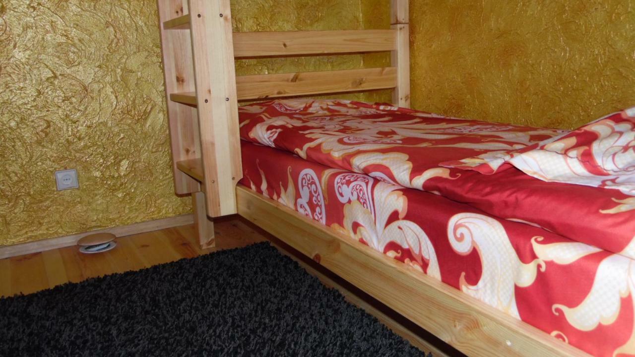 Zelta Pirts Guest House Ventspils Exterior foto